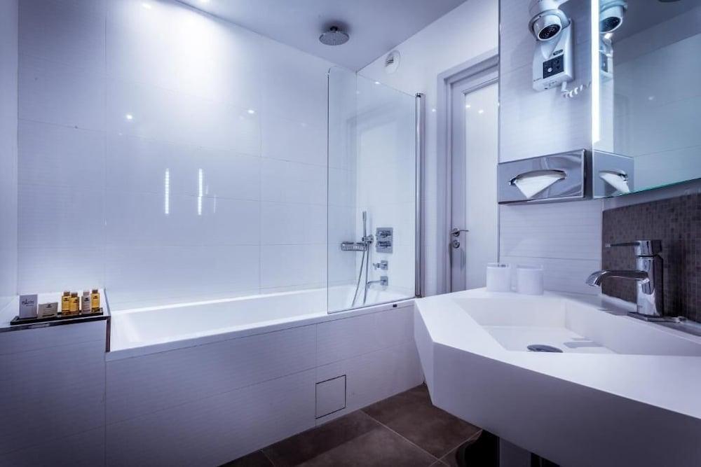 Opera Marigny 4* Parijs